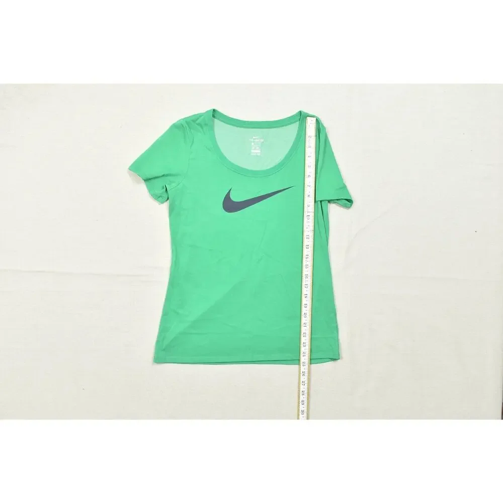 Nike Women's Size Small Green Dri-Fit Athletic Cut Short Sleeve Swoosh Logo Tee